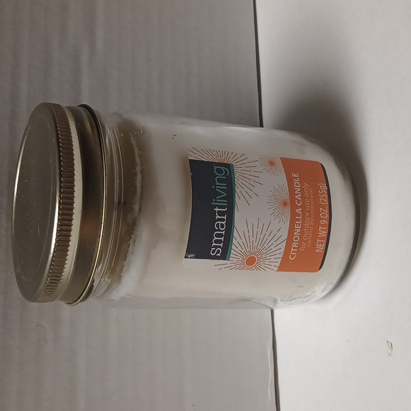 Citronella Outdoor Candle NWT - Picture 2 of 5